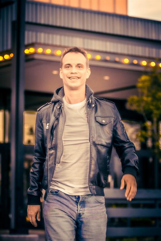 command your confidence